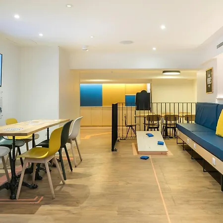 Hotel The Playce By Happyculture