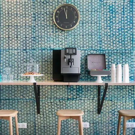 Hotel The Playce By Happyculture 4*