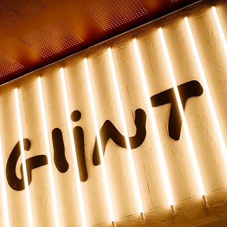 Hostel Glint