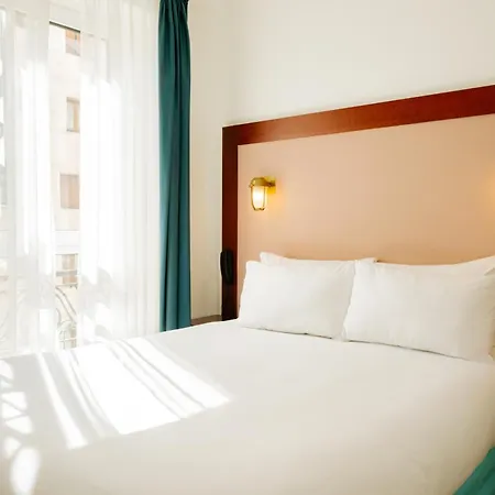 Hostel Glint