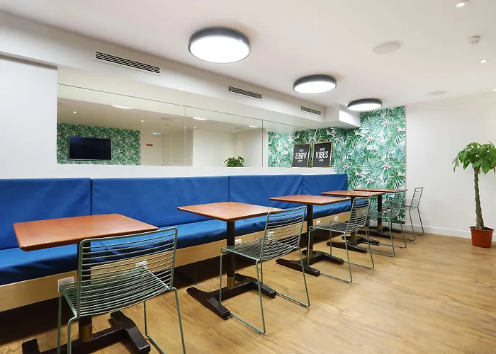 Hotel The Playce By Happyculture 4*